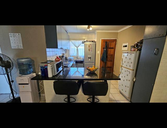 2 BEDROOM TOWNHOUSE FOR SALE IN MEYERSDAL